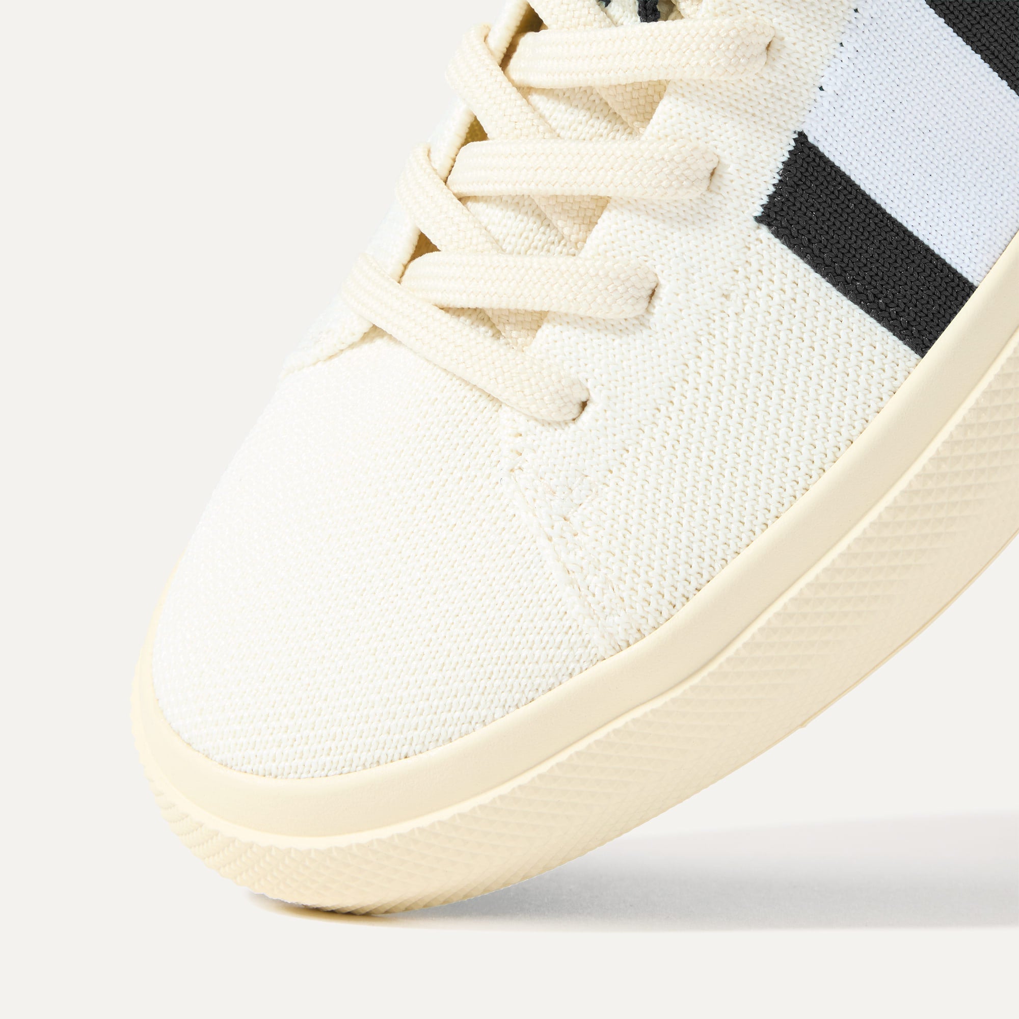 The Women's RS02 Sneaker - Jet - Image 6